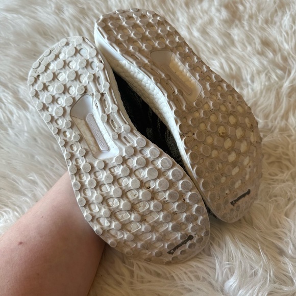Adidas X Parley Ultra Boost Size 8.5 - Picture 12 of 14